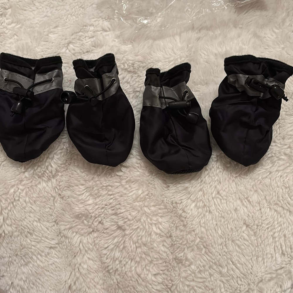 NWOT Dog booties